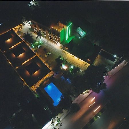 Hotel Juno Pakokku Buitenkant foto