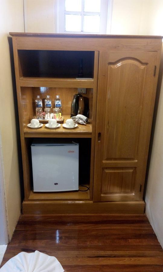 Hotel Juno Pakokku Kamer foto