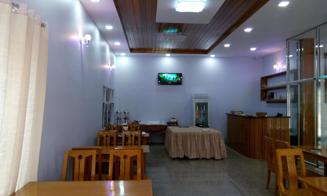 Hotel Juno Pakokku Buitenkant foto