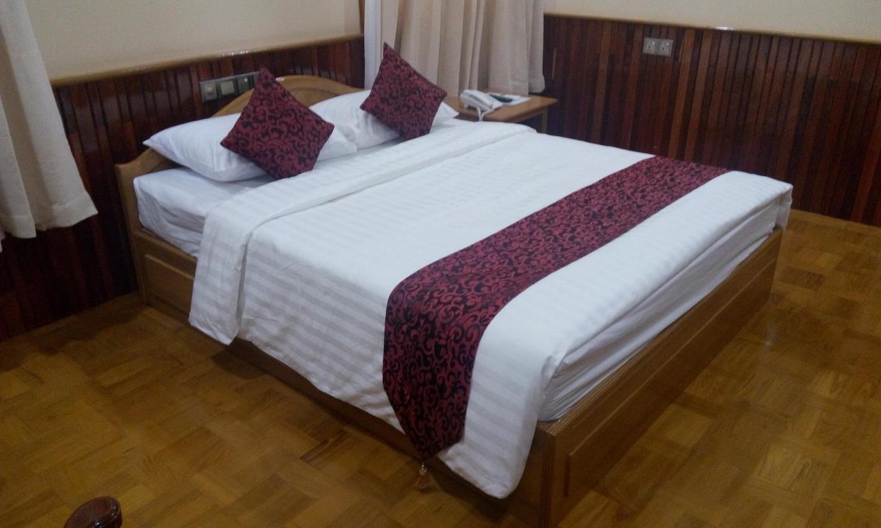 Hotel Juno Pakokku Kamer foto