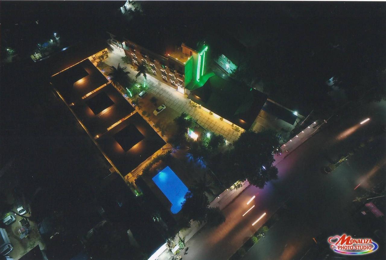 Hotel Juno Pakokku Buitenkant foto